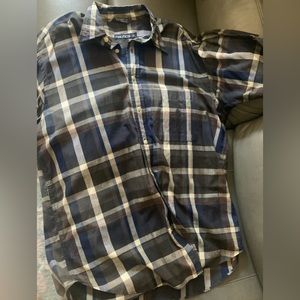 Large nautica button up shirt sleeve